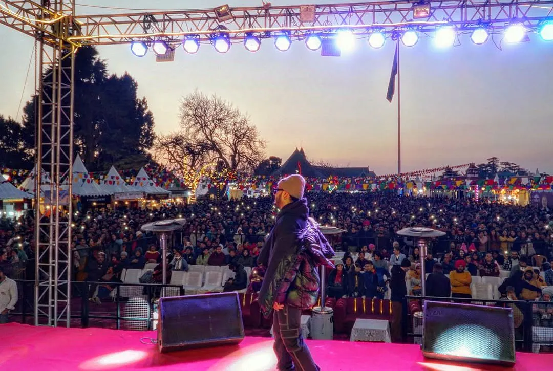 I did not come this far to only come this far. #shimla #paharigang #wintercarnivalshimla